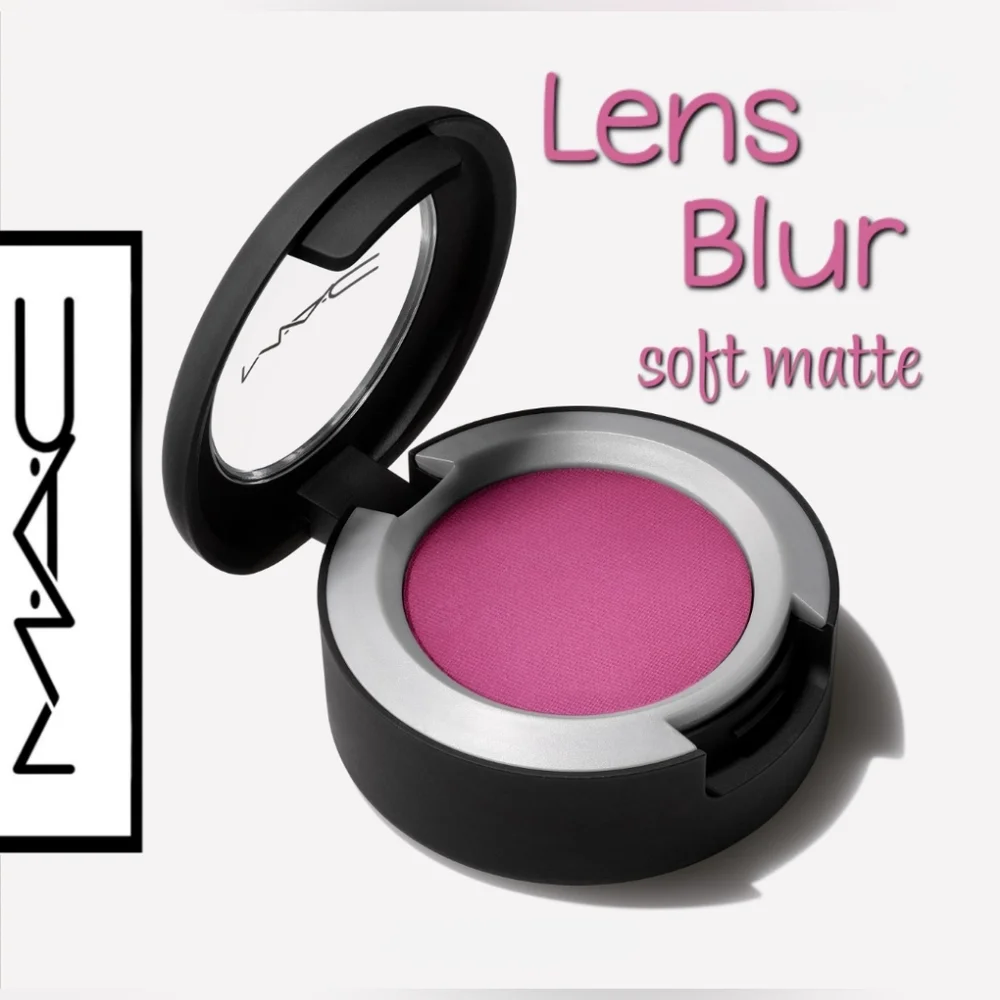MAC Cosmetics pillow soft